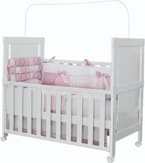 berço : quarto de bebê